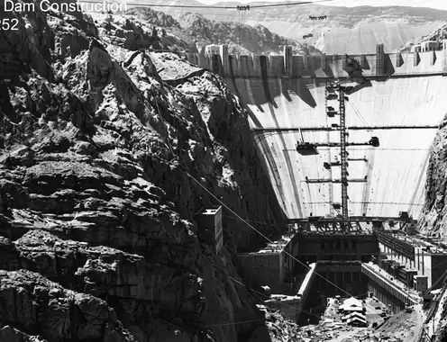 Hoover dam in construction