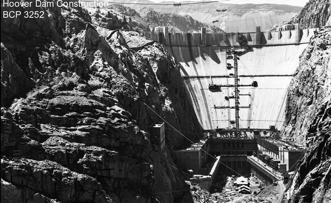 Hoover dam in construction