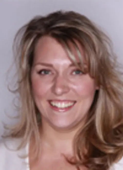 Leigh Roszell