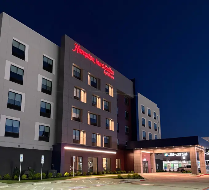 Hampton Inn & Suites by Hilton Irving Hwy 183 ......