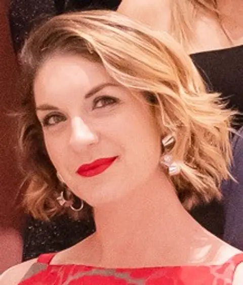Amanda Santiago