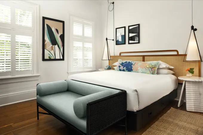 Kimpton Ella's Cottages ......
