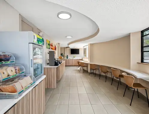 Quality Inn & Suites Breakfast Area