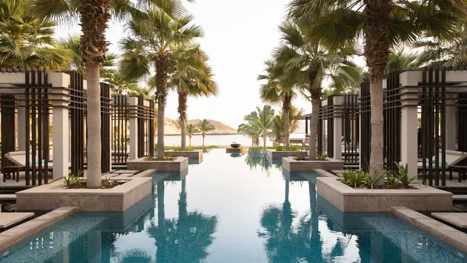 Jumeirah Muscat Bay ......