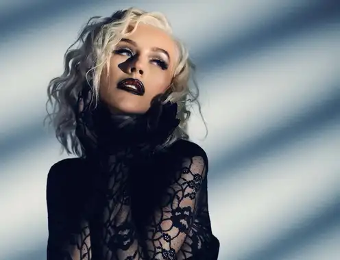 Make Sin City your playground with Christina Aguilera, now on Airbnb