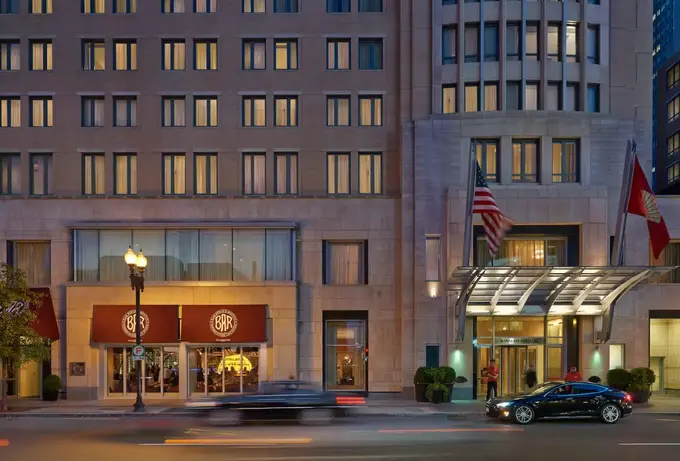 Mandarin Oriental, Boston ......