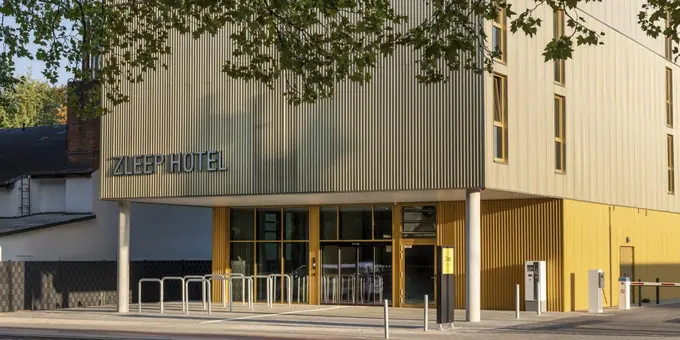 Zleep Hotels ......