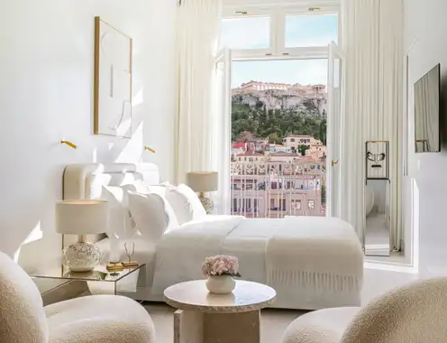 The Dolli at Acropolis Is Awarded Two Michelin Keys