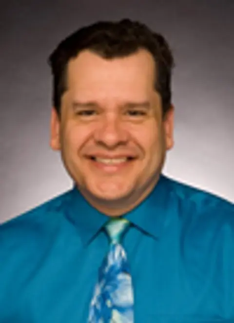 Steven Velez