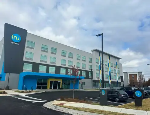 Tru by Hilton Huntsville Research Park Area