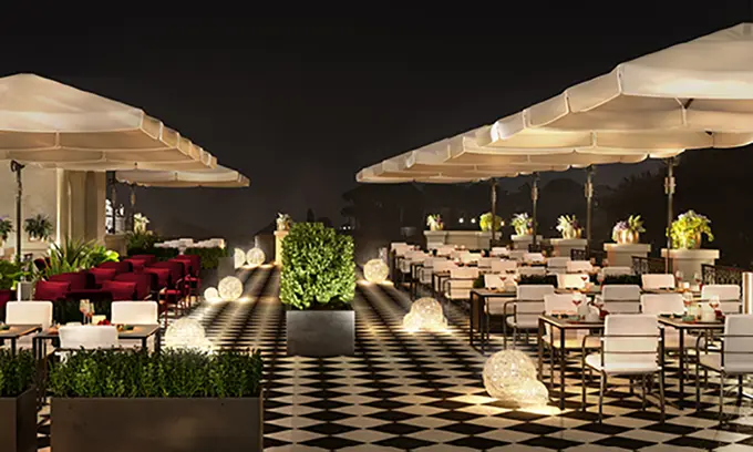 Radisson Collection Hotel, Santa Sofia Milan ......