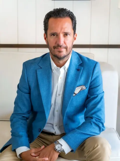 Enrique Gl