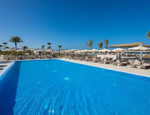 Hotel Riu Karamboa