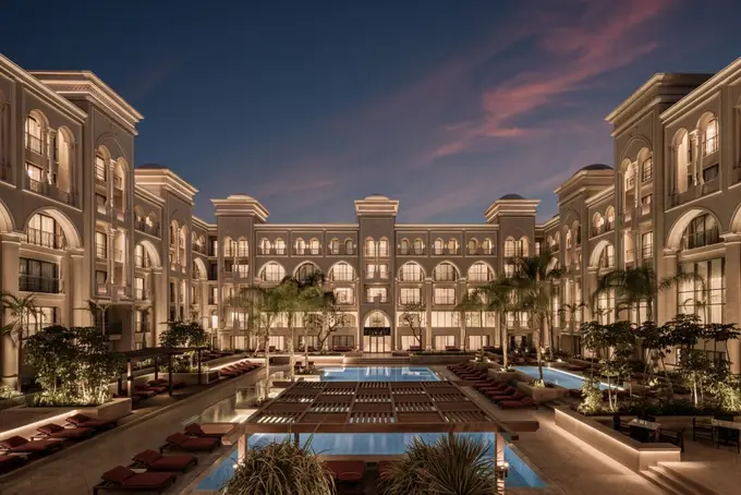 Giza Palace ......
