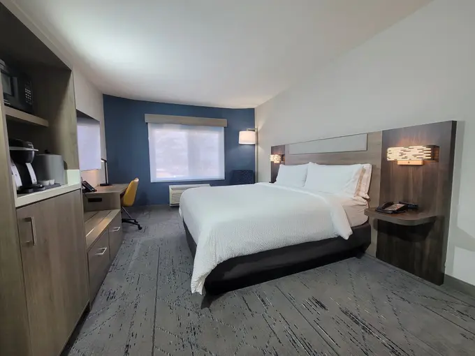 Holiday Inn Express San Diego South Cuts Costs And Boosts Efficiency With Anacove Smart Hotel Technology