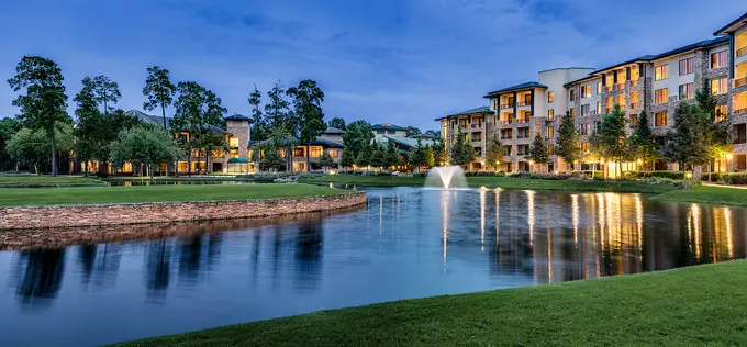 The Woodlands Resort ......