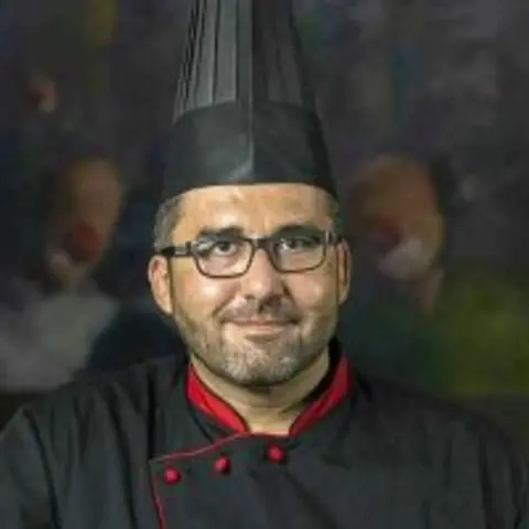 Ra