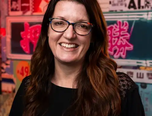 Iona Lee