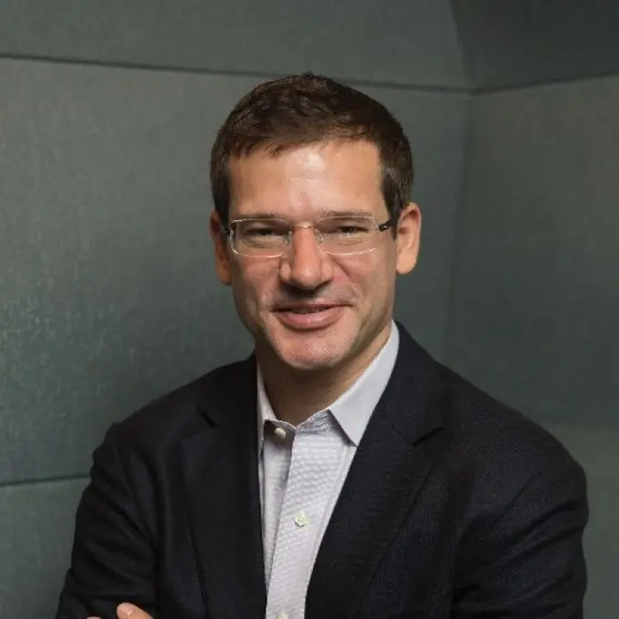 Marriott International Announces Retirement of David Flueck, Global Officer, Loyalty, Cards & New Businesses