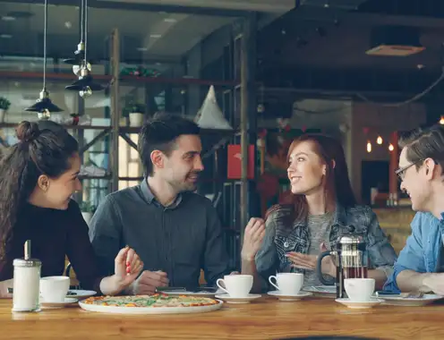 Top 5 Work Communication Apps for Hospitality Teams