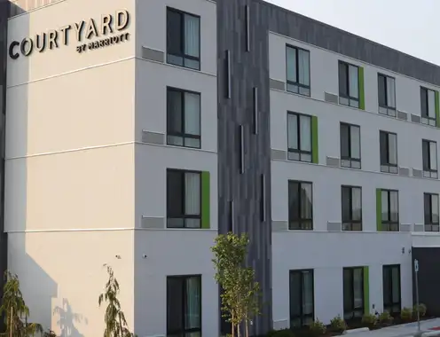 Courtyard by Marriott Portland East