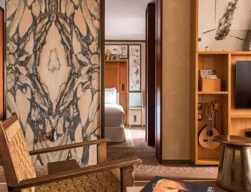 Brach Madrid - Evok Collection