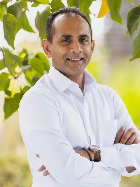 Suresh Ferdinandusz