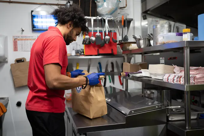 Hospitality in a recession: how businesses can overcome economic downturn