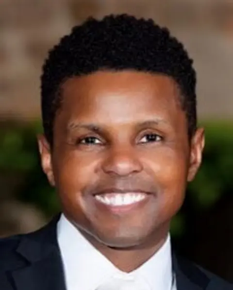 Fungai Muzunze