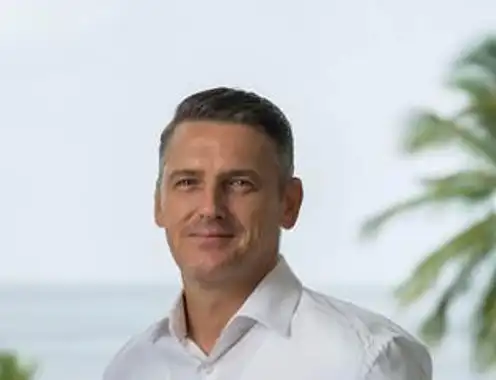 Simon Winchester