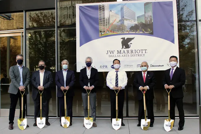 JW Marriott Dallas Arts District ......