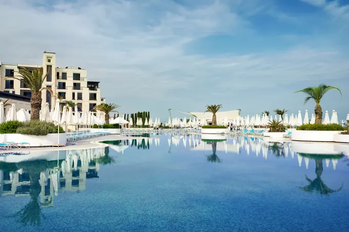 Nobu Hotel, Restaurant, and Residences Baku ......