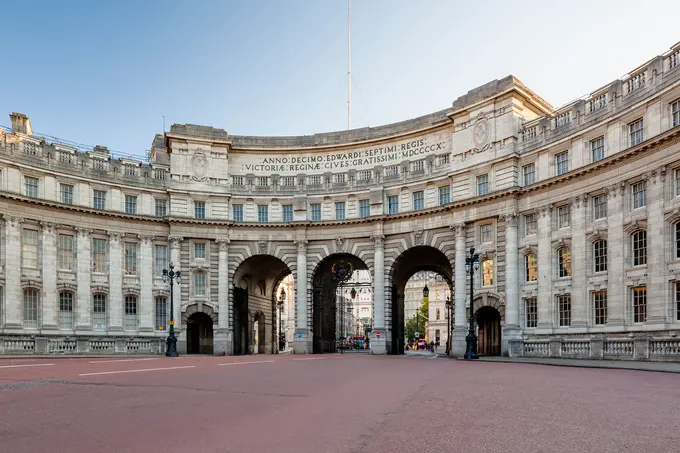 Waldorf Astoria London Admiralty Arch ......