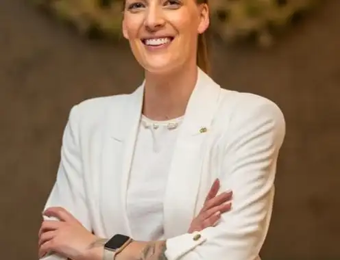 Claire van’t Hull