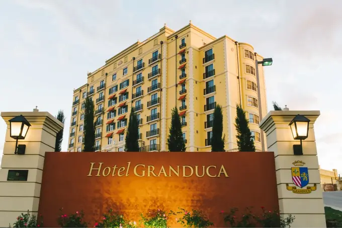 Hotel Granduca Austin ......