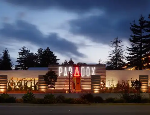 Hotel Paradox, Autograph Collection
