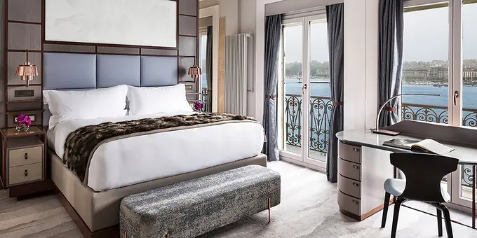 The Ritz-Carlton Hotel de la Paix, Geneva ......