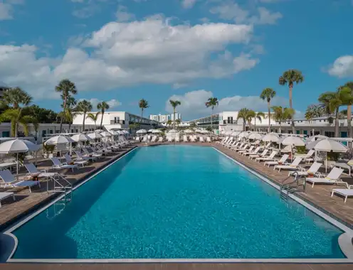 Luce Largest Pool St.pete Beach 