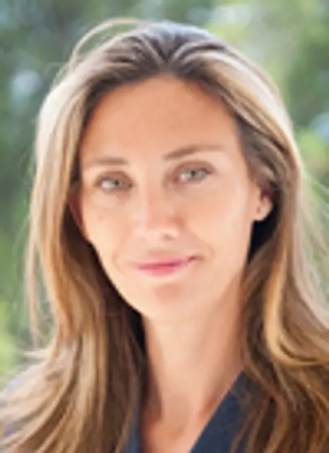 Sandra Farrer