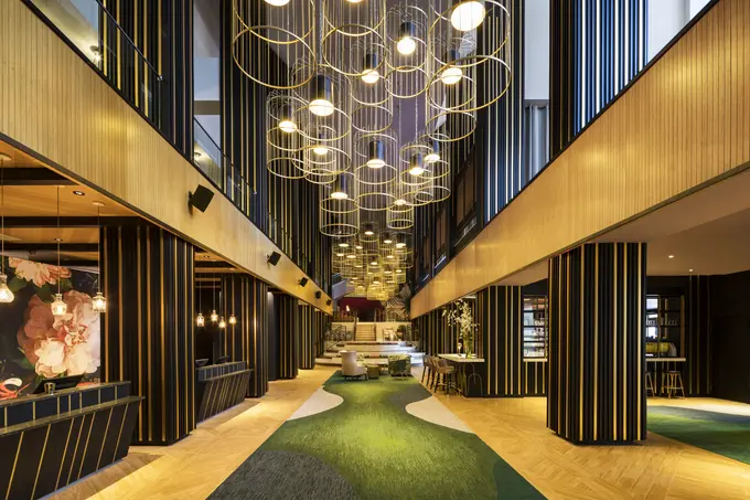 The Starling Atlanta Midtown, Curio Collection by Hilton ......