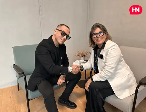 Simone Puorto and Alina M. Hernandez (right)