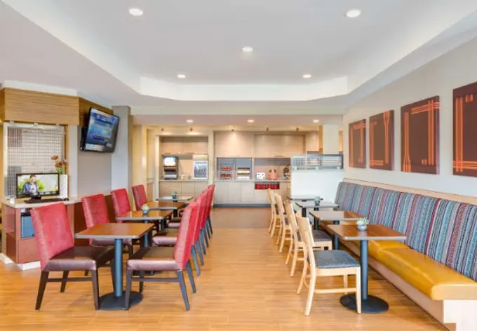 TownePlace Suites by Marriott Lake Charles ......