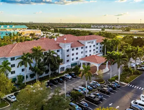 Courtyard by Marriott Fort Myers at I 75 and Gulf Coast Town Center