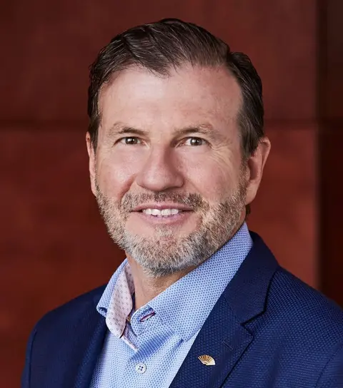 Robert Lowe