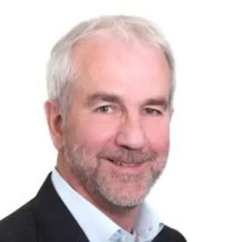Andrew Waller