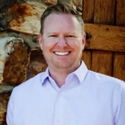 Zach Sennett