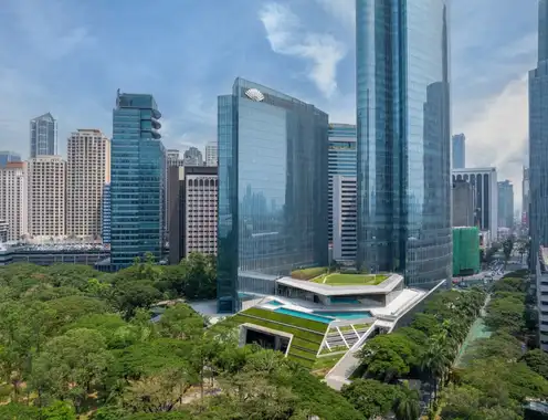 Makati Hotel Exterior Garden