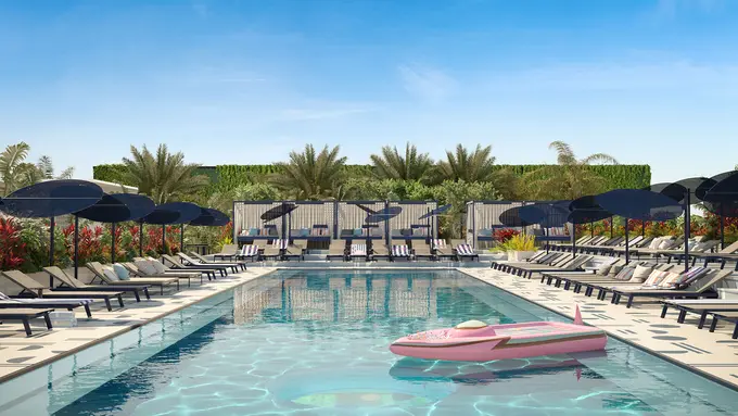 Moxy Miami South Beach ......