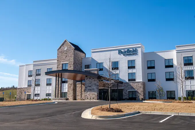 Fairfield Inn & Suites by Marriott Rome ......