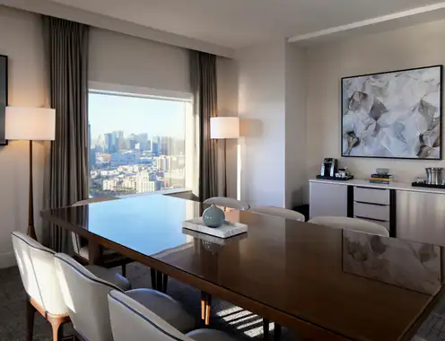 Img 00401 Bayfrontsuite Andymcrory Hi Res